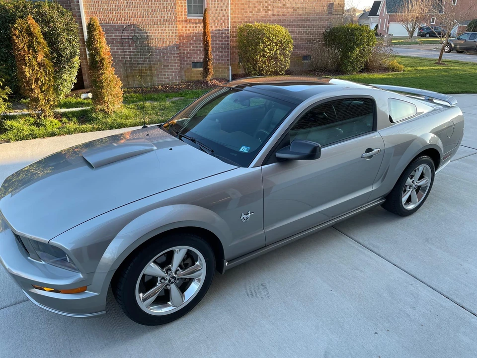 2009 Ford S197 Mustang - Image 6 of 31