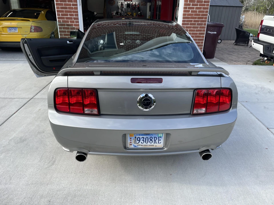 2009 Ford S197 Mustang - Image 9 of 31