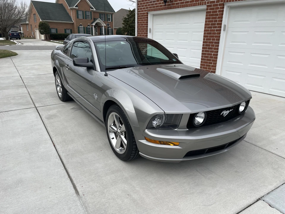 2009 Ford S197 Mustang - Image 13 of 31