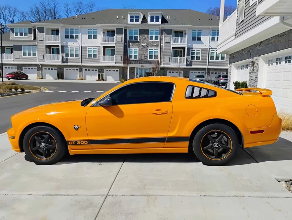 2009 Ford S197 Mustang - Image 7 of 10