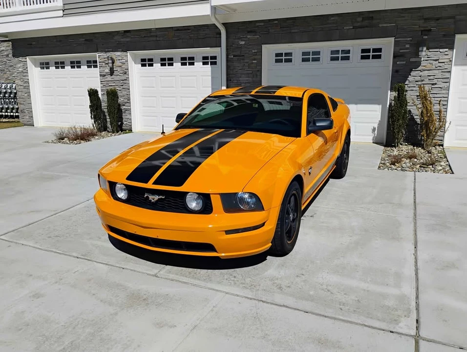 2009 Ford S197 Mustang - Image 5 of 10