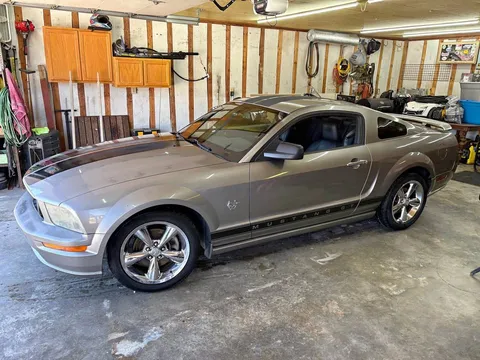 2009 Ford Mustang GT Coupe 2D