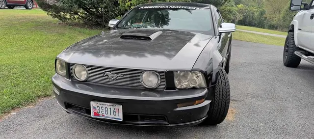 2009 Ford Mustang GT Coupe 2D