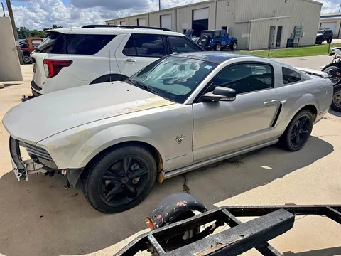 2009 Ford Mustang GT Coupe 2D
