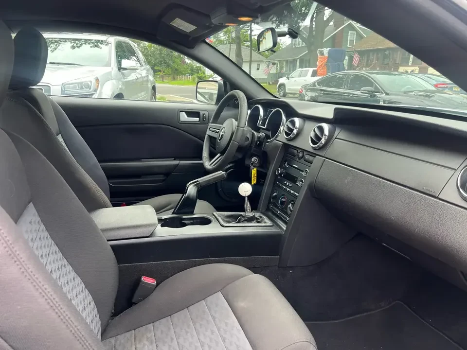 2009 Ford S197 Mustang GT - Image 13 of 18