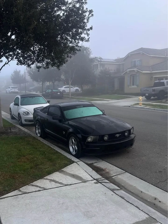 2009 Ford S197 Mustang - Image 2 of 3