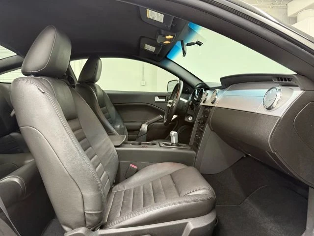 2009 Ford S197 Mustang - Image 10 of 12
