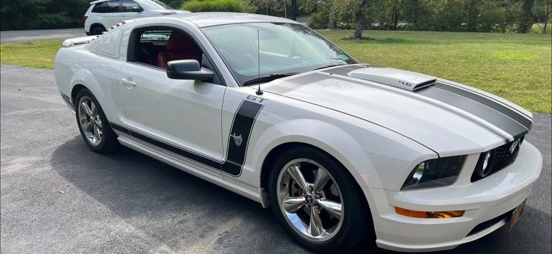 2009 Ford S197 Mustang GT - Image 2 of 9