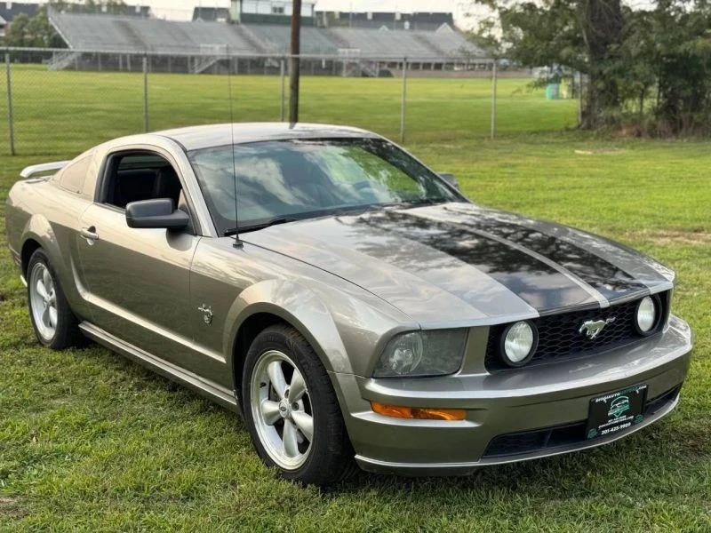 2009 Ford S197 Mustang - Image 10 of 12
