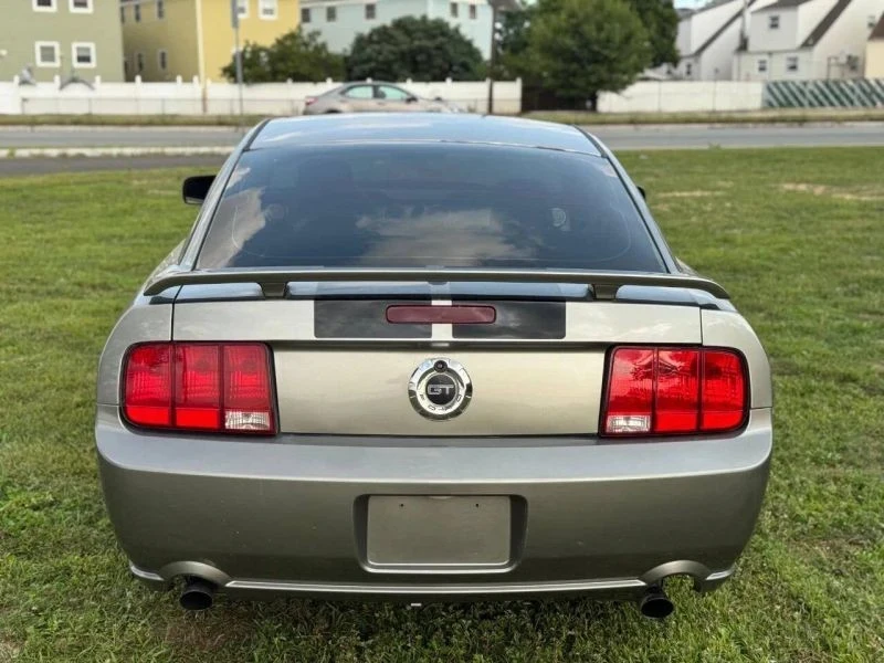 2009 Ford S197 Mustang - Image 7 of 12