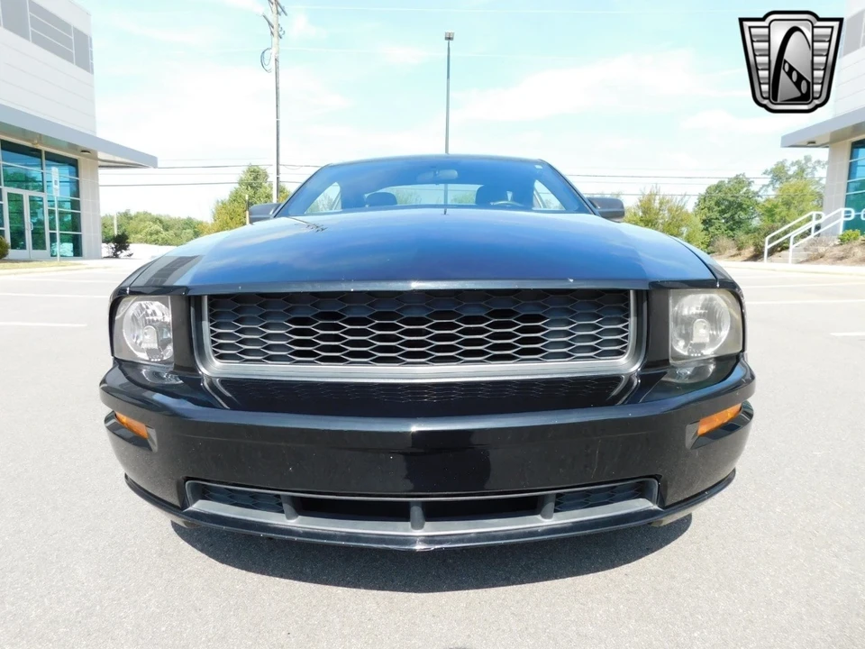 2009 Ford S197 Mustang - Image 4 of 12