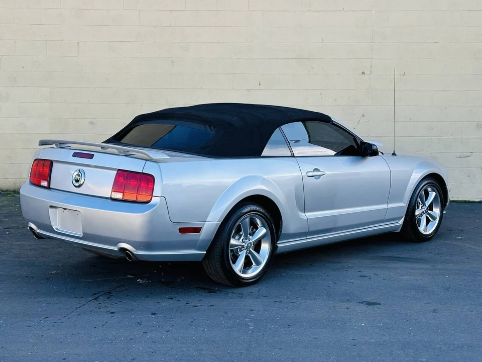 2009 Ford S197 Mustang - Image 6 of 16