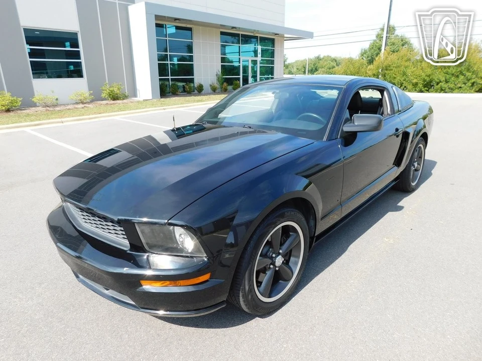 2009 Ford S197 Mustang - Image 9 of 21
