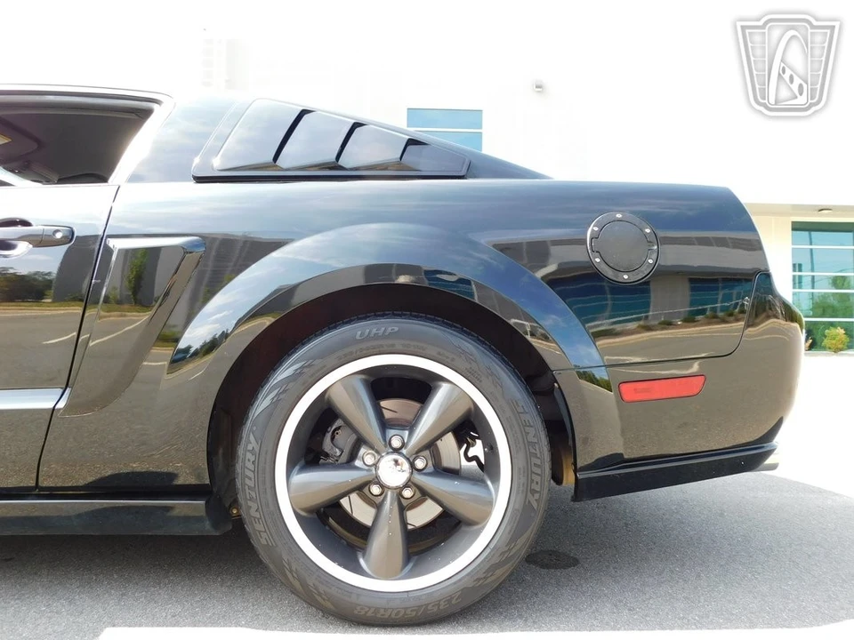 2009 Ford S197 Mustang - Image 16 of 21