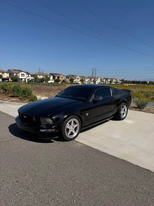 2009 Ford S197 Mustang GT - Image 2 of 12