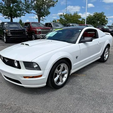 2009 Ford Mustang GT Premium Coupe 2D