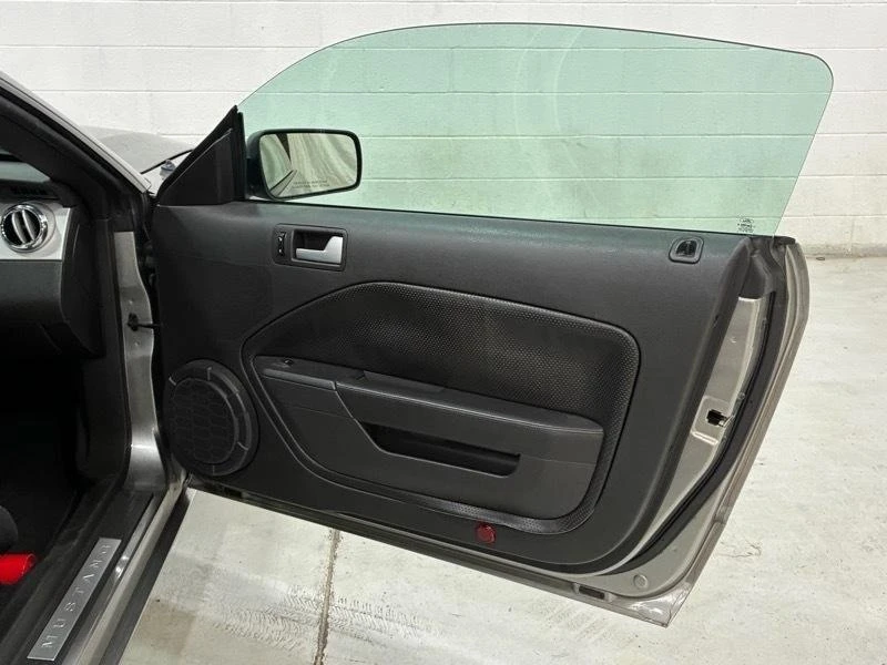 2009 Ford S197 Mustang GT - Image 14 of 19