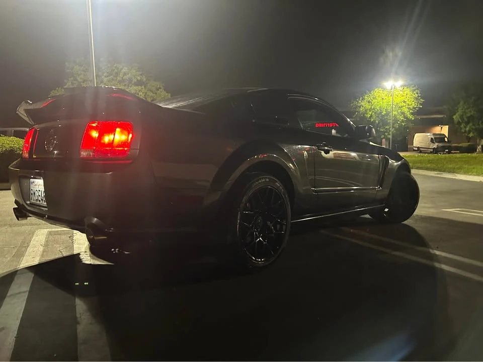 2009 Ford S197 Mustang GT - Image 2 of 2