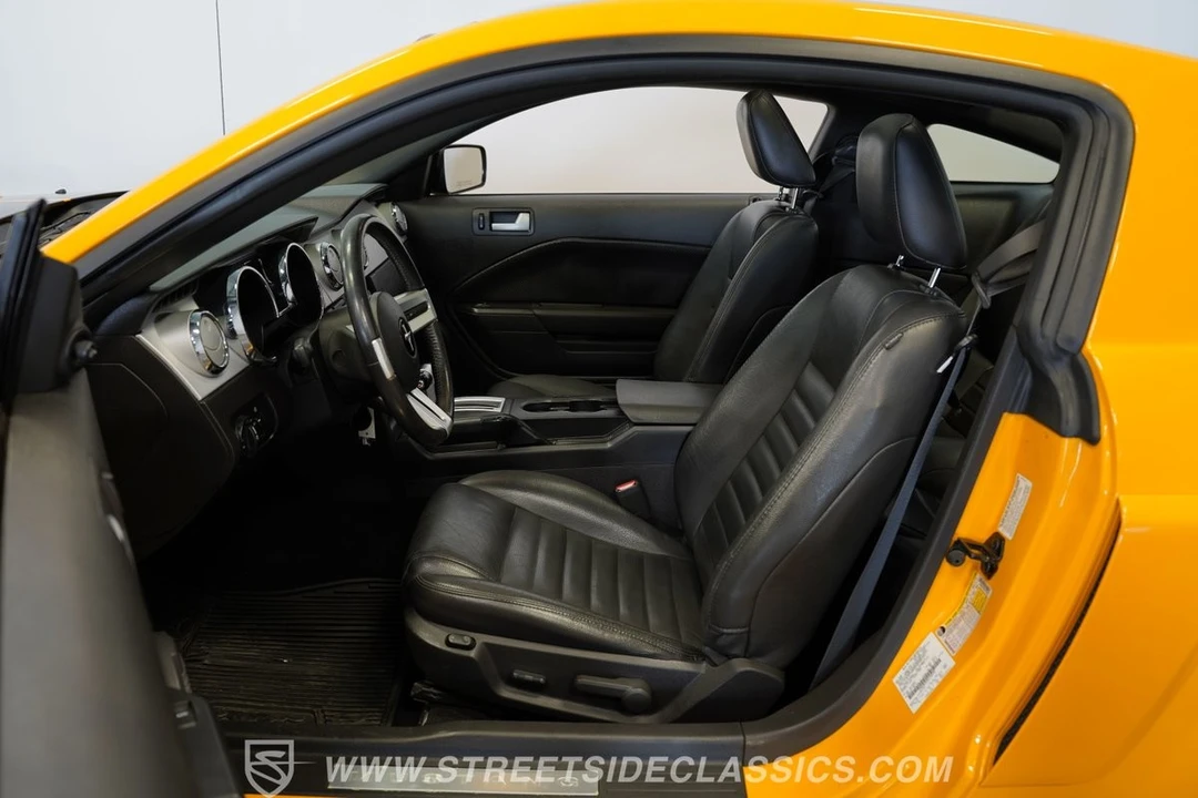 2009 Ford S197 Mustang - Image 4 of 12