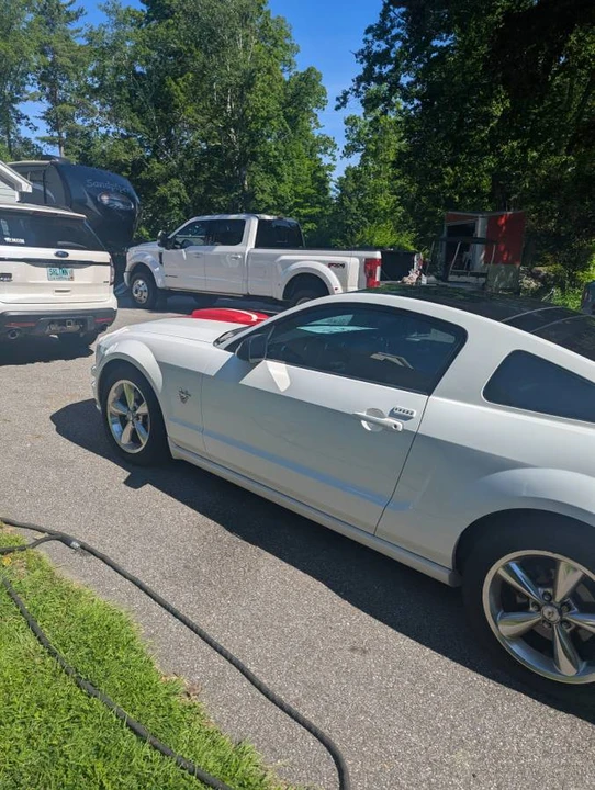 2009 Ford S197 Mustang GT - Image 3 of 11