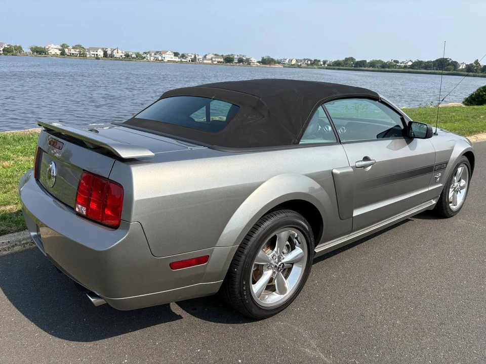2009 Ford S197 Mustang - Image 8 of 19
