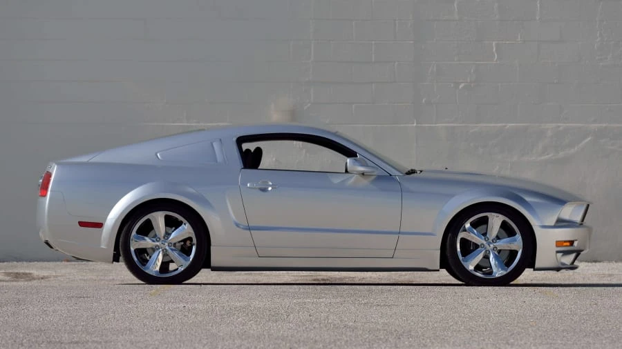 2009 Ford S197 Mustang - Image 2 of 12
