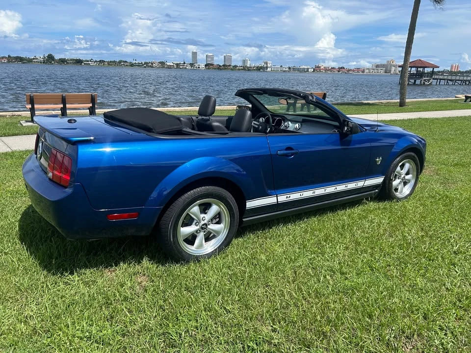 2009 Ford S197 Mustang - Image 6 of 18