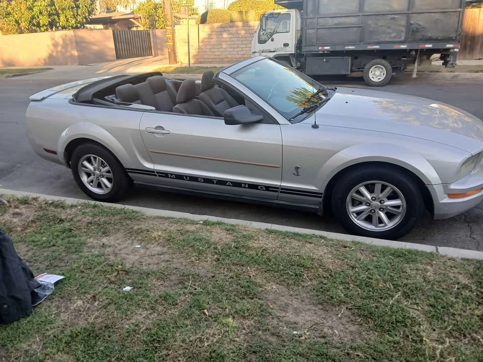 2009 Ford Mustang Mach-E - Image 4 of 12