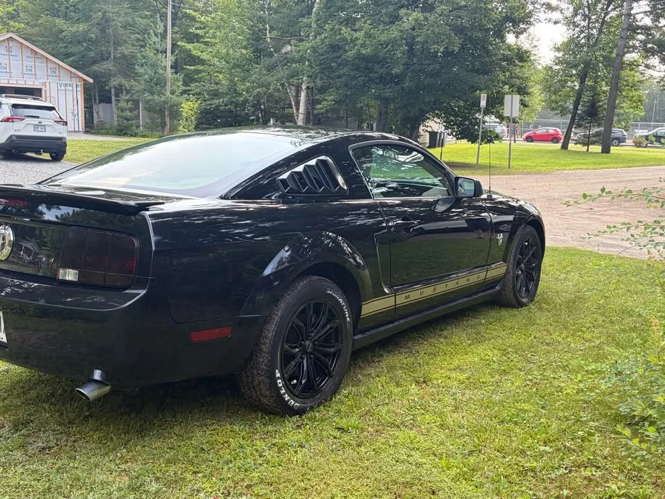 2009 Ford S197 Mustang - Image 2 of 7