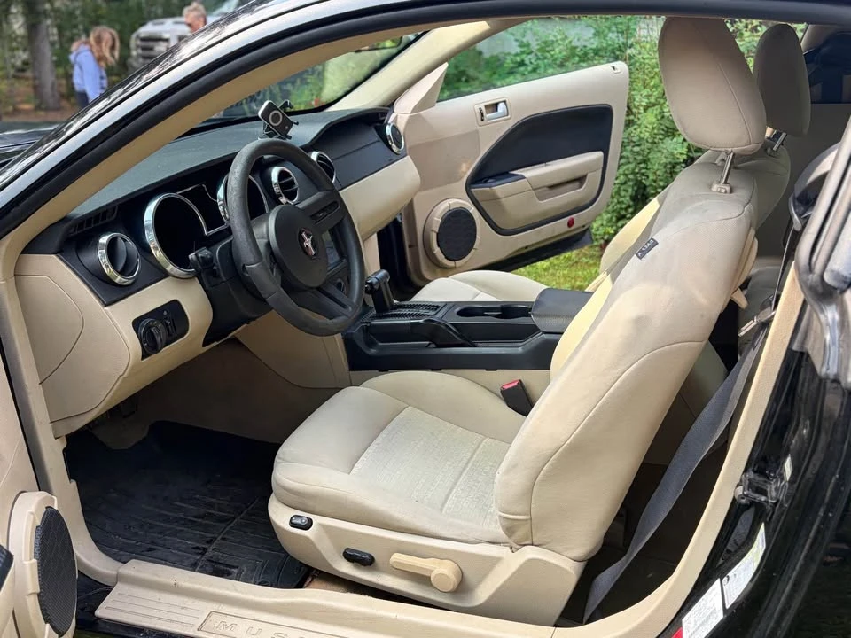 2009 Ford S197 Mustang - Image 6 of 7