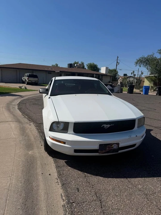 2009 Ford S197 Mustang - Image 2 of 4