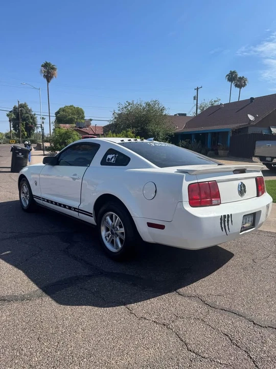 2009 Ford S197 Mustang - Image 4 of 4