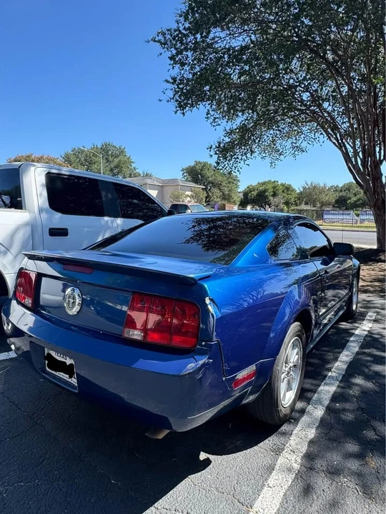 2009 Ford S197 Mustang - Image 6 of 10