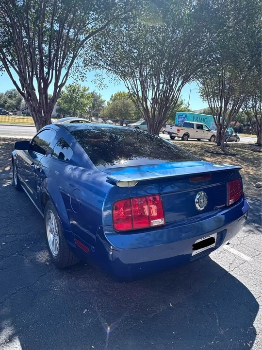 2009 Ford S197 Mustang - Image 5 of 10