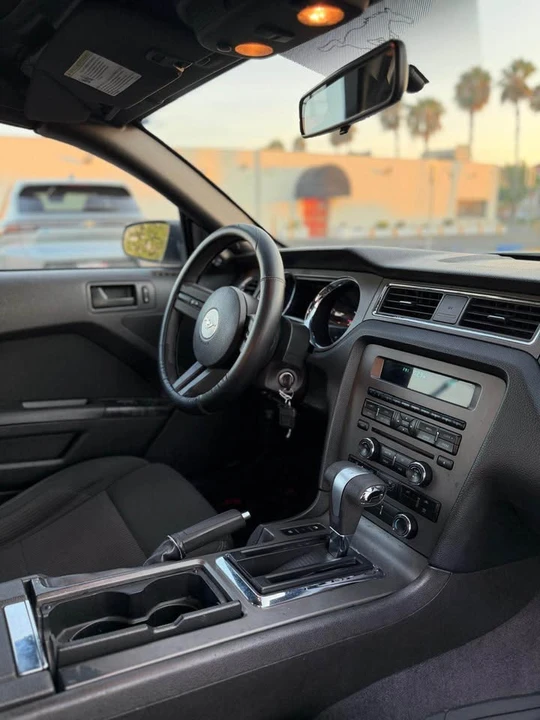 2009 Ford S197 Mustang - Image 14 of 18