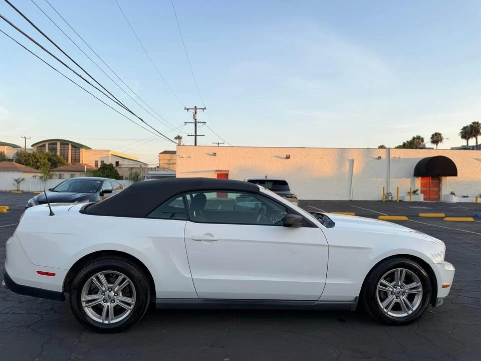 2009 Ford S197 Mustang - Image 11 of 18