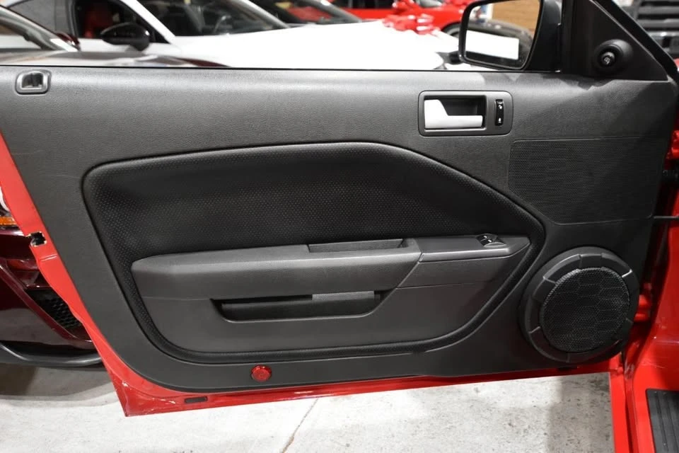 2009 Ford S197 Mustang - Image 10 of 20