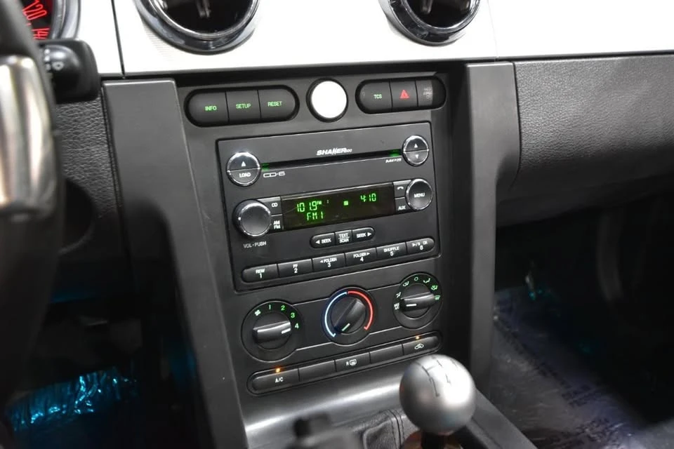 2009 Ford S197 Mustang - Image 19 of 20