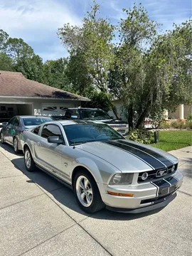 2009 Ford Mustang V6 45th Anniversary Edition