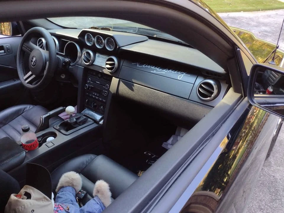 2009 Ford S197 Mustang - Image 3 of 3