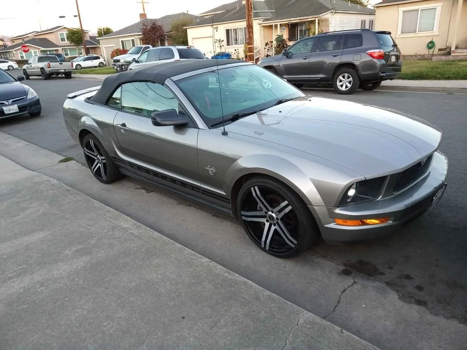 2009 Ford S197 Mustang - Image 4 of 19