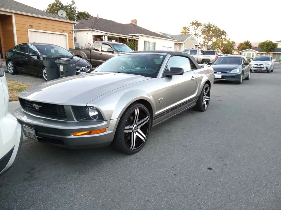 2009 Ford S197 Mustang - Image 2 of 19