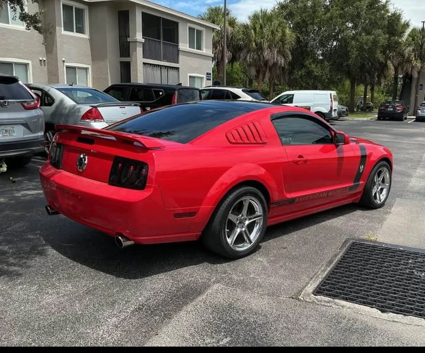 2009 Ford S197 Mustang - Image 7 of 15