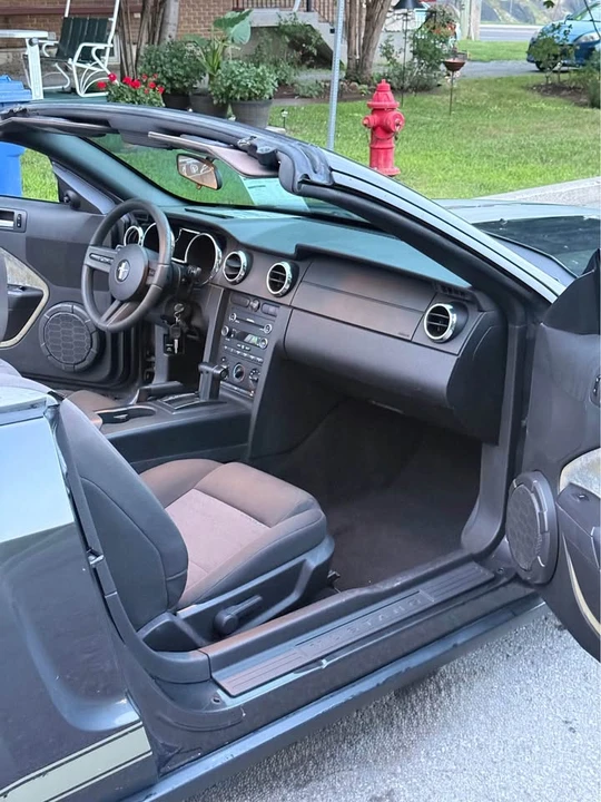2009 Ford S197 Mustang - Image 11 of 20