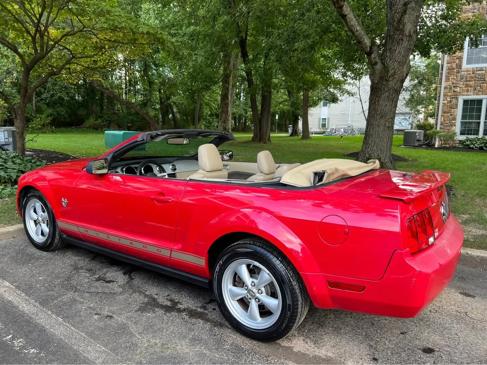 2009 Ford S197 Mustang - Image 5 of 14