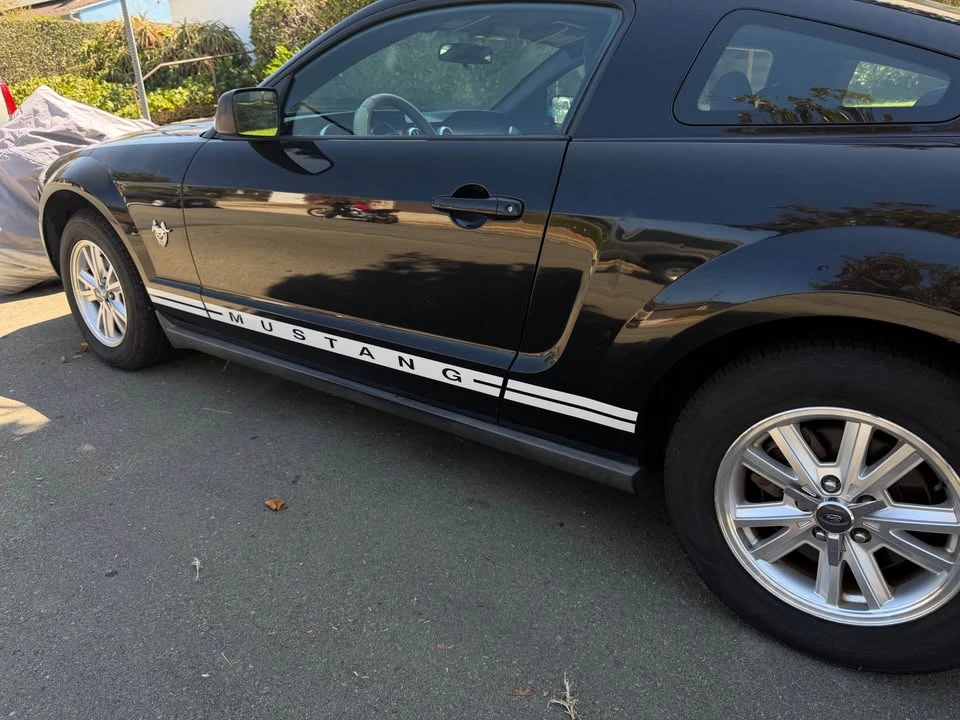 2009 Ford S197 Mustang - Image 3 of 6