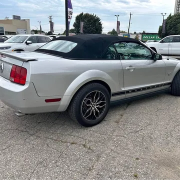 2009 Ford Mustang 2dr Conv