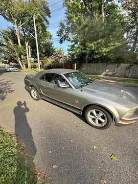 2009 Ford Mustang Premium Convertible 2D