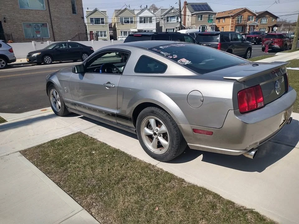 2009 Ford S197 Mustang - Image 13 of 20