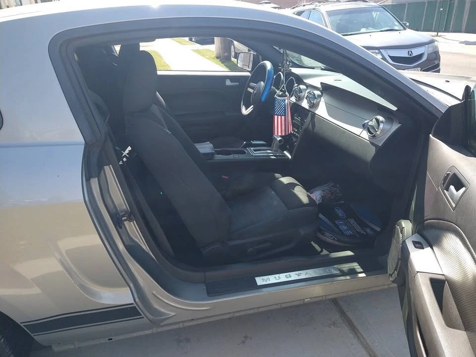 2009 Ford S197 Mustang - Image 17 of 20